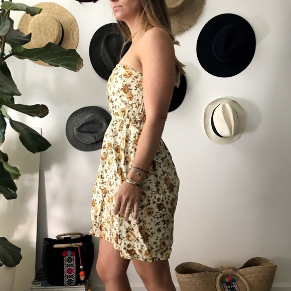 Over the knee length flower dress size S - Picture 2 of 7